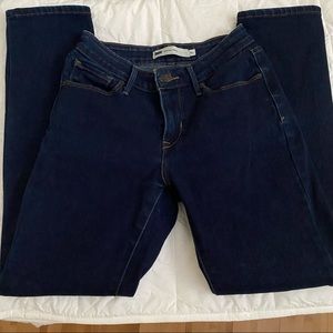 Levi’s mid rise skinny jeans